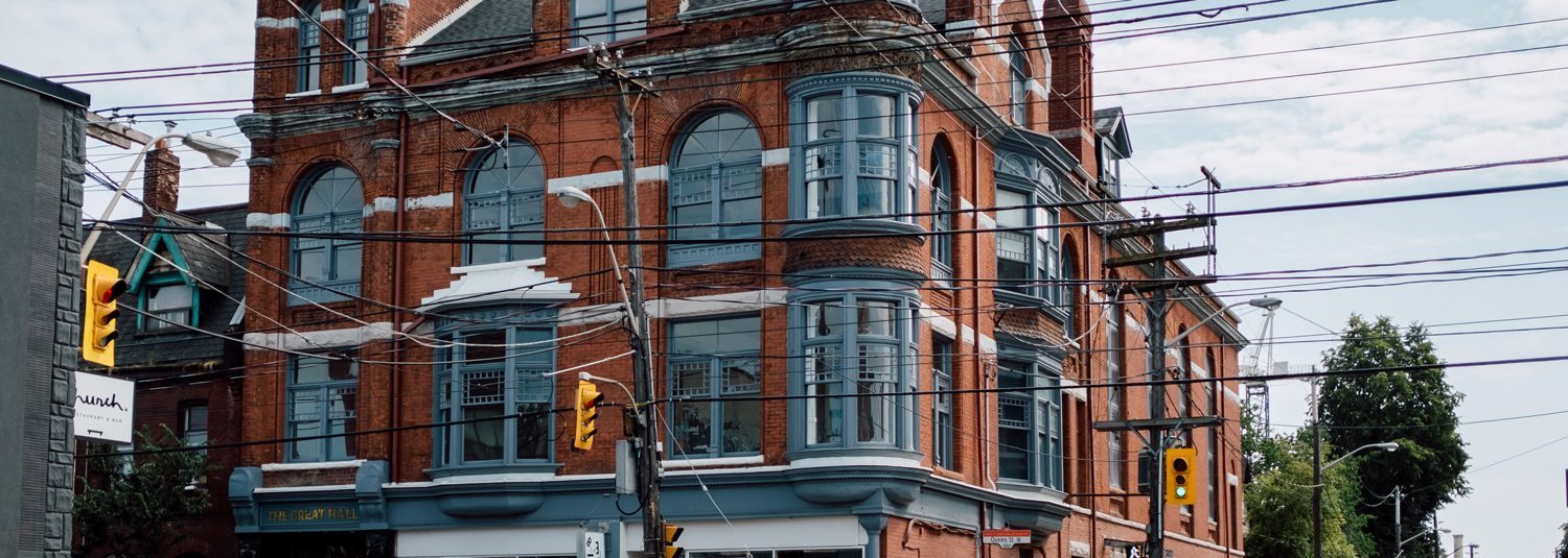 Why Living in Queen West is Absolutely Amazing | Rashid Notash
